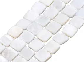 Créez des bijoux avec 20 perles carrées en coquillage blanc !