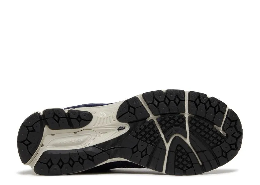 New Balance 2002R Pigment Light Aluminum
